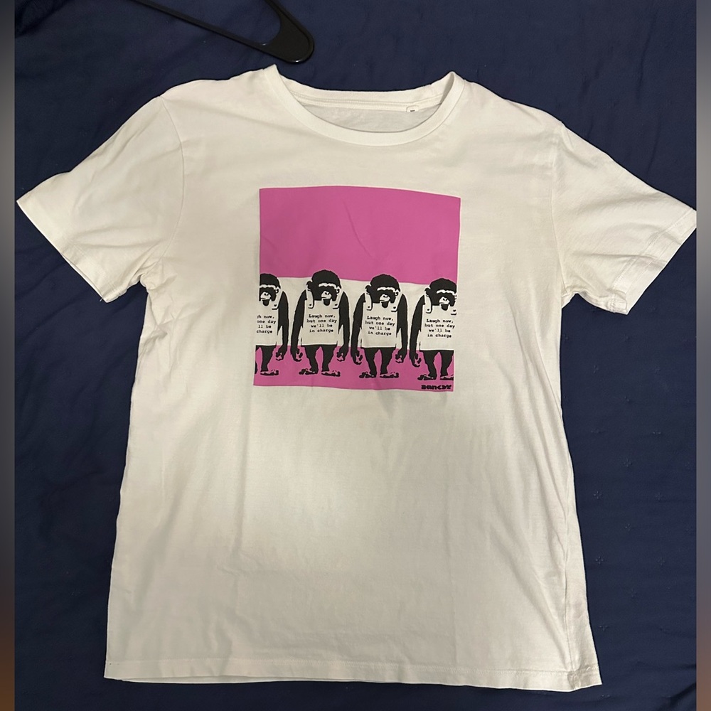Banksy tshirt - men’s medium (like new)